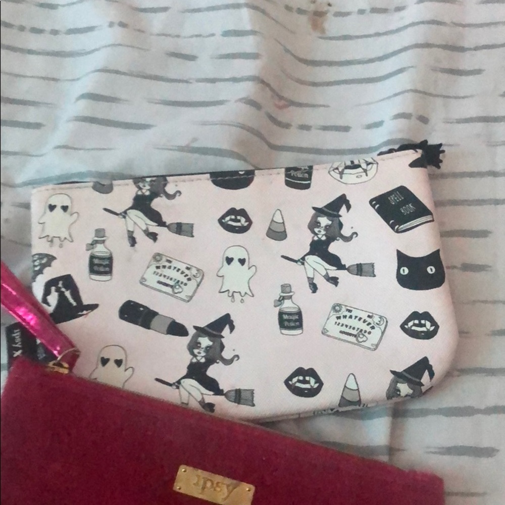 Ipsy Bags - Picture 2 of 3